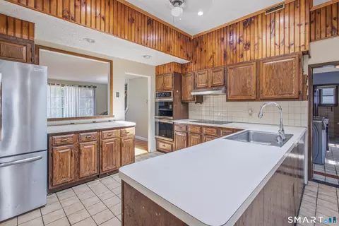Kitchen - 65 Sidehill Rd, Hamden, CT 06517 photo 1 of 4