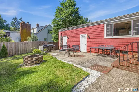 Exterior - 65 Sidehill Rd, Hamden, CT 06517 photo 4 of 9