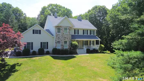 706 Green Hill Rd, Madison, CT 06443