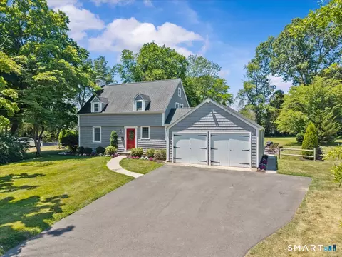 255 Mountain Rd, West Hartford, CT 06107