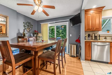 Dining - 703 Golf Dr #703, East Haven, CT 06512 photo 1 of 4