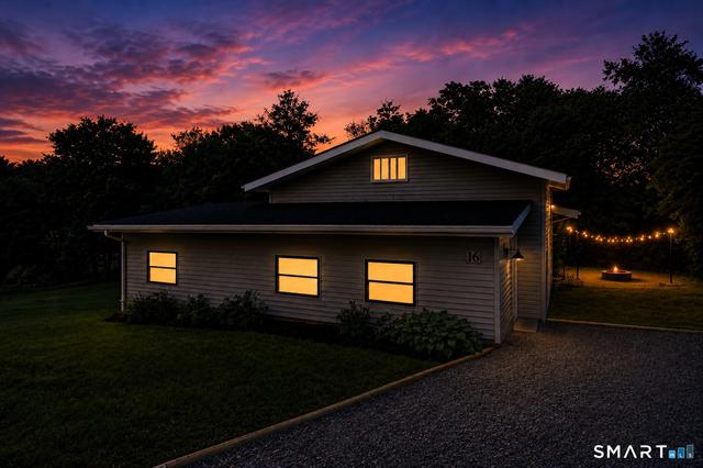 16 Overlook Ter, Terryville, CT 06786
