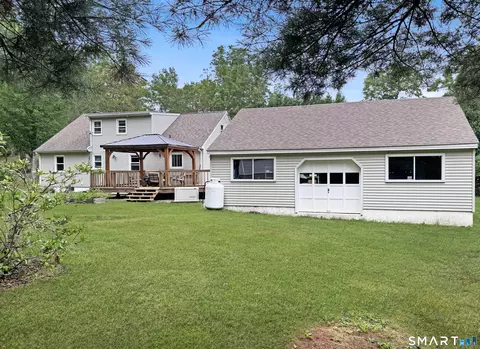 Exterior - 95 Stoddards Wharf Rd, Ledyard, CT 06339 photo 2 of 7