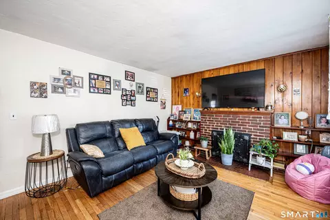 Living - 121 Fourth St, Hamden, CT 06514 photo 1 of 3
