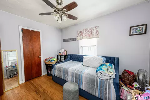 Bedroom - 121 Fourth St, Hamden, CT 06514 photo 6 of 9