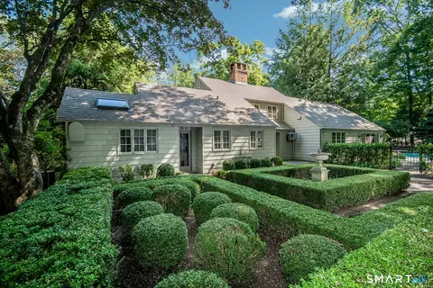 4 Hidden Hill Rd, Weston, CT 06883