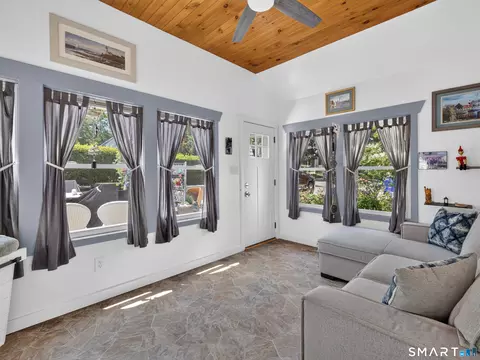 Living - 4 Stevens Ave, Ledyard, CT 06339 photo 1 of 2