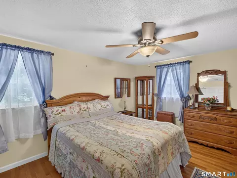 Bedroom - 4 Stevens Ave, Ledyard, CT 06339 photo 4 of 5