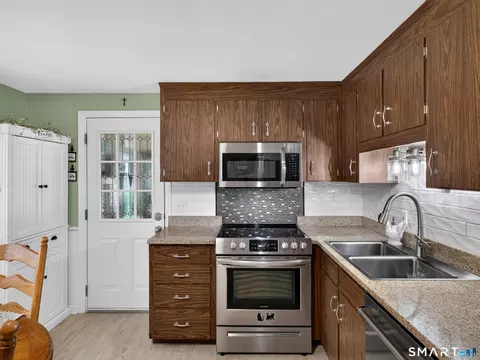 Kitchen - 4 Stevens Ave, Ledyard, CT 06339 photo 1 of 3