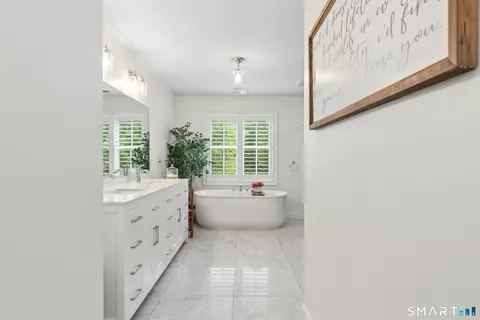Entry Way - 1 Percheron Dr, Monroe, CT 06468 photo 5 of 5
