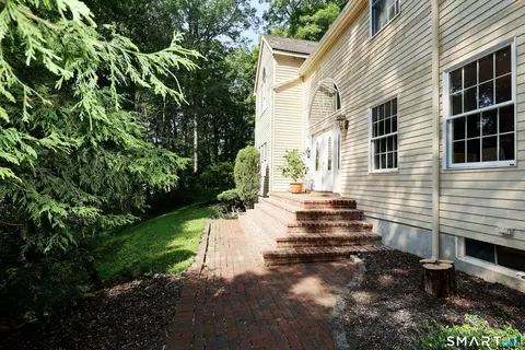 Exterior - 123 Peaceable St # A, Redding, CT 06896 photo 8 of 10