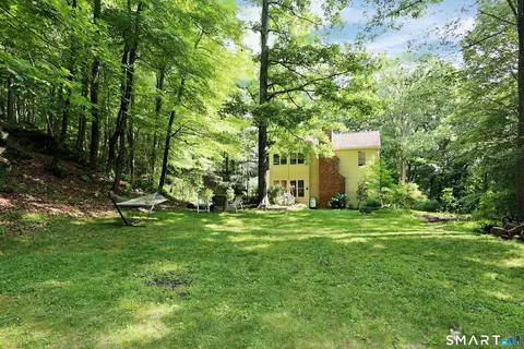 Exterior - 123 Peaceable St # A, Redding, CT 06896 photo 2 of 10