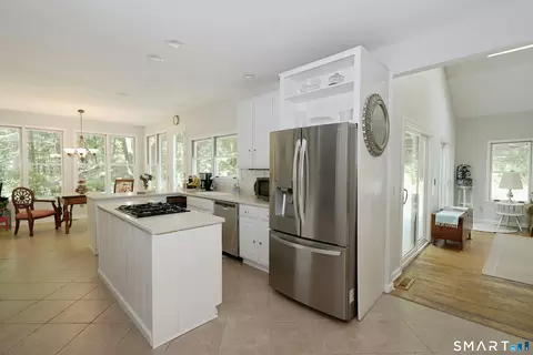 Kitchen - 123 Peaceable St # A, Redding, CT 06896 photo 1 of 5