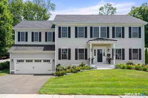 12 Stratford Rd, West Hartford, CT 06117