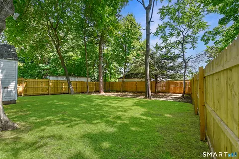 Exterior - 63 Park Rd, Hamden, CT 06517 photo 5 of 5