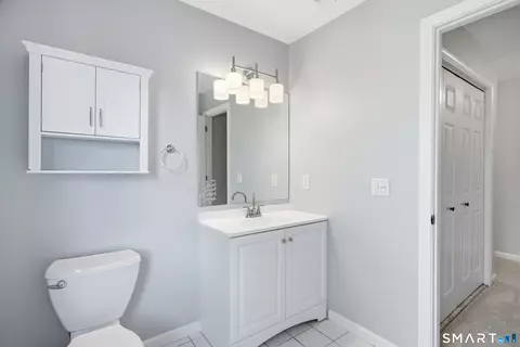 Bath - 15 Mountain Manor Rd, Sandy Hook, CT 06482 photo 3 of 3