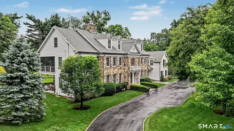 78 Hardesty Rd, Stamford, CT 06903