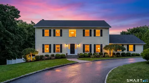 63 Garibaldi Ln, New Canaan, CT 06840