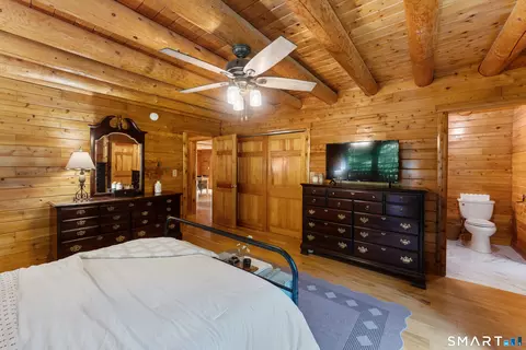 Bedroom - 457 Kemp Rd, Hampton, CT 06247 photo 2 of 8