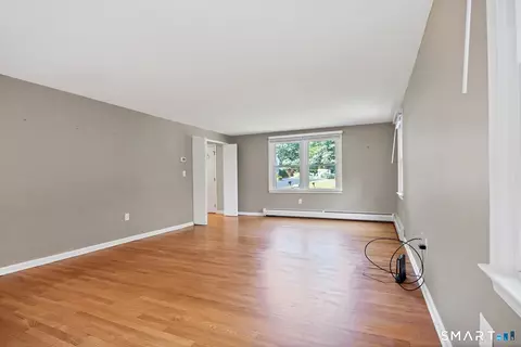 Living - 8 Charter Oak Dr, East Lyme, CT 06333 photo 2 of 5