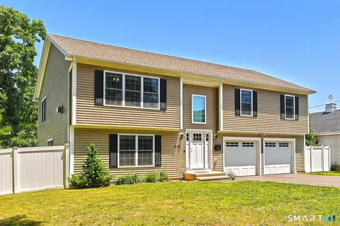 770 Buckingham Ave, Milford, CT 06460