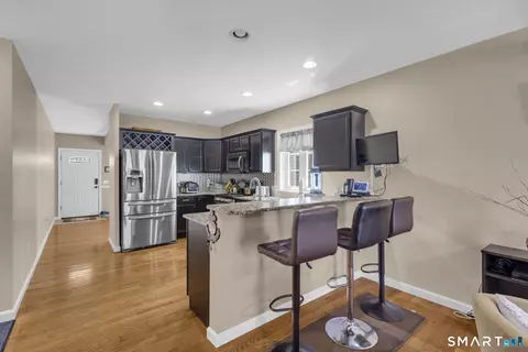 104 Benjamin Ct, Windsor, CT 06095 photo 6
