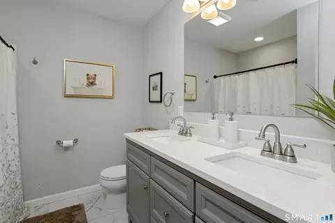 Bath - 75 Silver Spring Ln, Ridgefield, CT 06877 photo 4 of 4