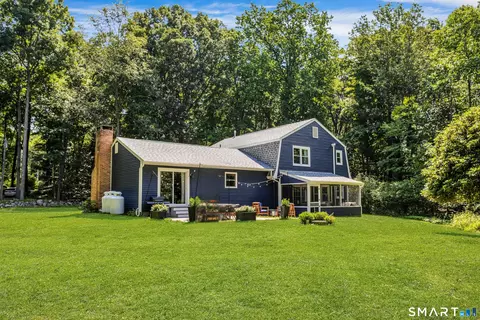 Exterior - 75 Silver Spring Ln, Ridgefield, CT 06877 photo 8 of 8