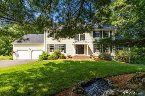 56 Larkspur Ln, Bristol, CT 06010