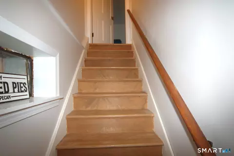 Entry Way - 67 Tower Rd, Brookfield, CT 06804 photo 1 of 2