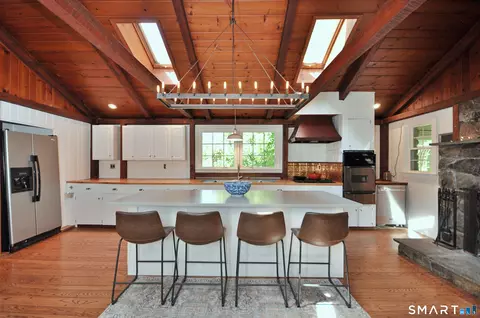 Kitchen - 67 Tower Rd, Brookfield, CT 06804 photo 2 of 6