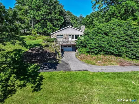 Exterior - 67 Tower Rd, Brookfield, CT 06804 photo 8 of 8