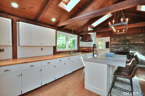 Kitchen - 67 Tower Rd, Brookfield, CT 06804 photo 5 of 6