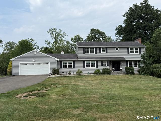 66 Knollwood Dr, Branford, CT 06405