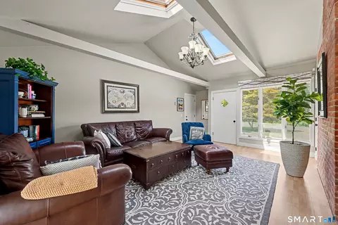 Living - 524 Ferry Rd, Orange, CT 06477 photo 4 of 7