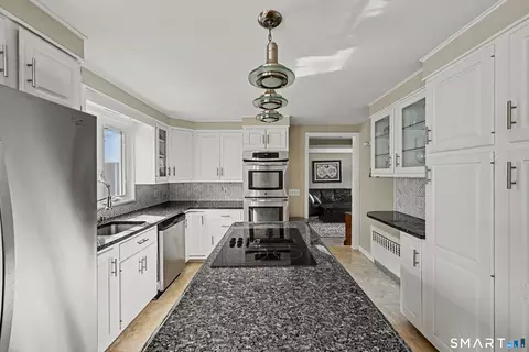 Kitchen - 524 Ferry Rd, Orange, CT 06477 photo 2 of 4