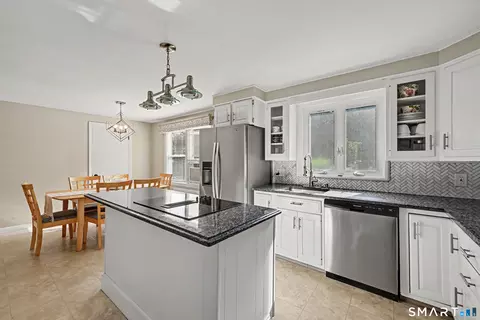 Kitchen - 524 Ferry Rd, Orange, CT 06477 photo 4 of 4