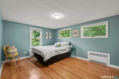 Bedroom - 524 Ferry Rd, Orange, CT 06477 photo 5 of 6