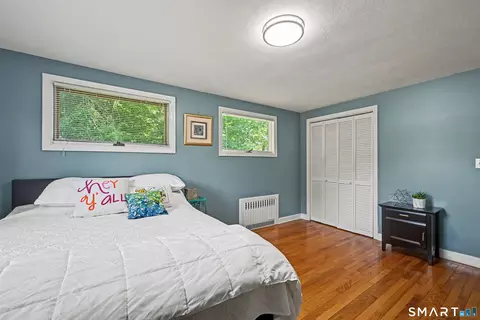 Bedroom - 524 Ferry Rd, Orange, CT 06477 photo 6 of 6