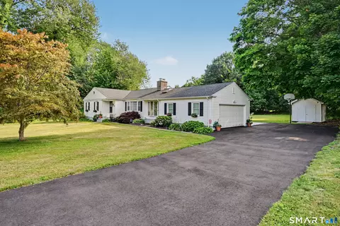 Exterior - 524 Ferry Rd, Orange, CT 06477 photo 2 of 10