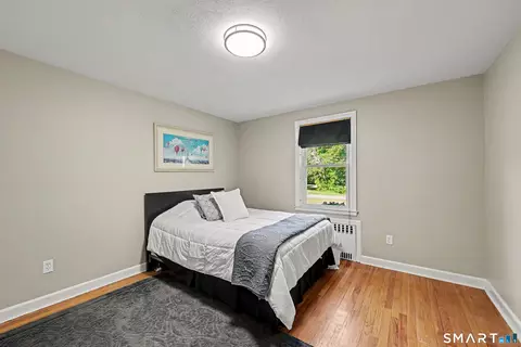 Bedroom - 524 Ferry Rd, Orange, CT 06477 photo 4 of 6