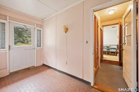 Entry Way - 138 Magee Dr, Hamden, CT 06514 photo 1 of 1