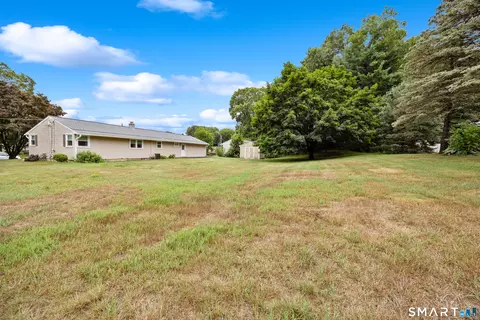 Exterior - 138 Magee Dr, Hamden, CT 06514 photo 3 of 4