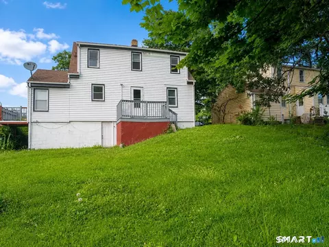 Exterior - 6 Harry Dr, West Haven, CT 06516 photo 3 of 3