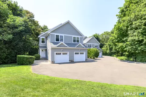 4 Caryns Way #A, Norwalk, CT 06851