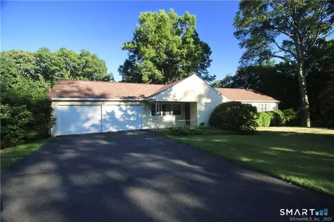 67 Botsford Rd, Seymour, CT 06483