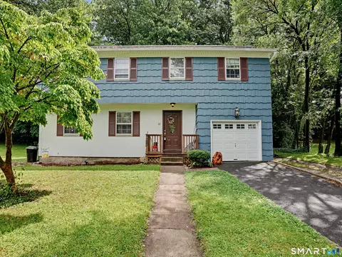 60 Bunnell Ave, Stratford, CT 06614