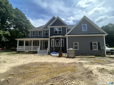 4 Mead Farm Rd, Seymour, CT 06483