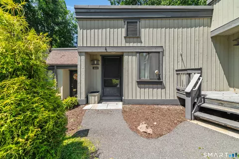 883 Heritage Vlg #C, Southbury, CT 06488