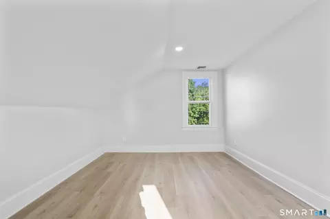 Bedroom - 39 Edwards St, Hamden, CT 06517 photo 3 of 4